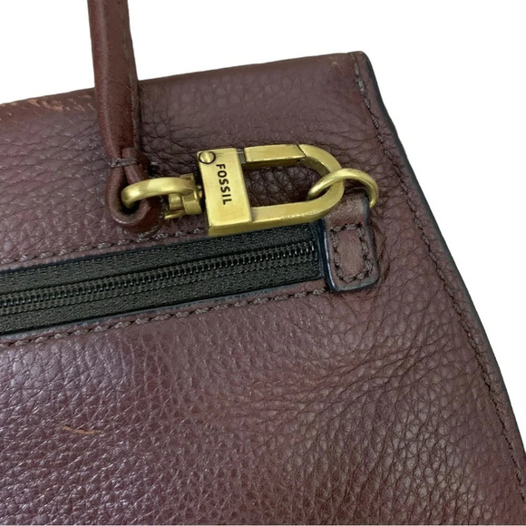 Fossil • Brown Monica Pebble Leather Crossbody - Picture 11 of 16